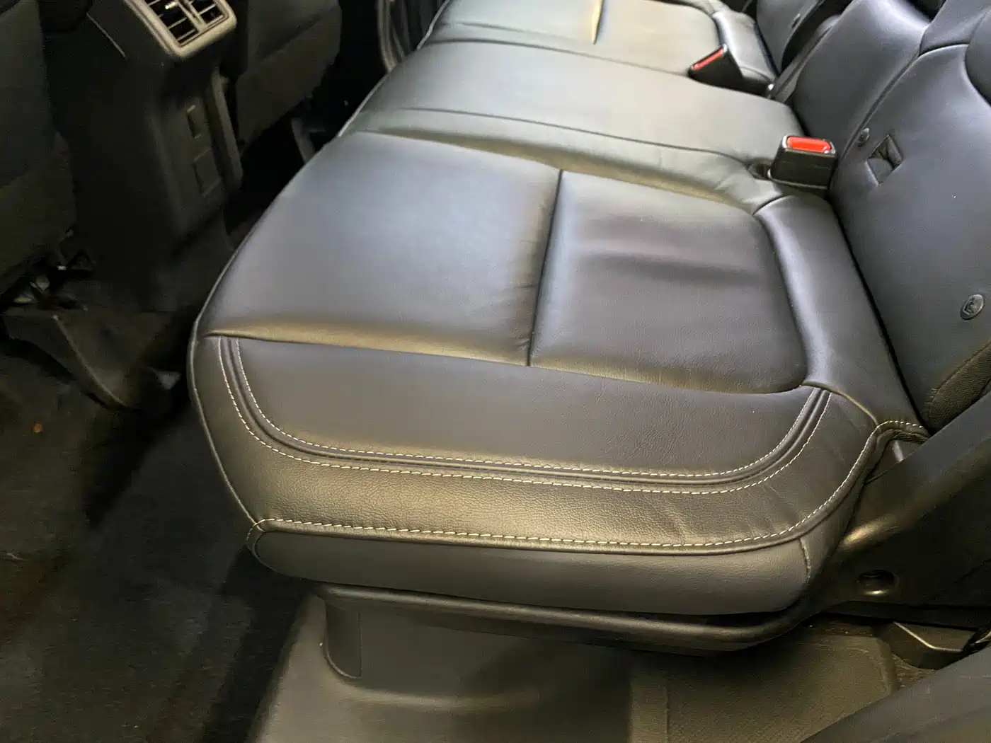 Mitsubishi Outlander 2019 2.0L 2WD Enjoy 7-Seater China VI фото 18