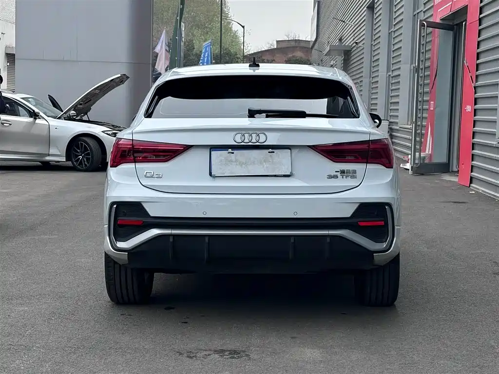Audi Q3 Sportback 2020 35 TFSI Progressive фото 5