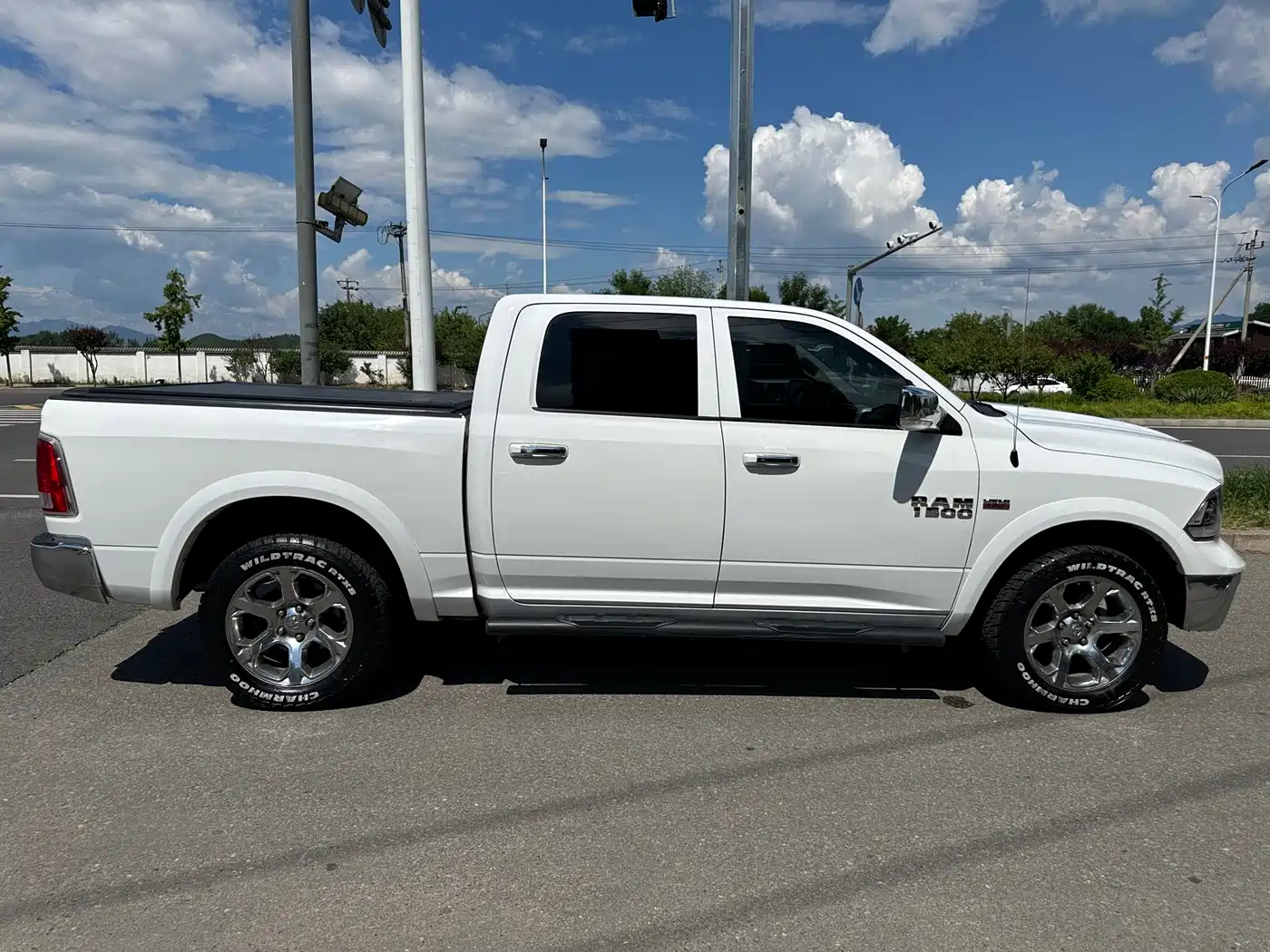 RAM Trucks 2015