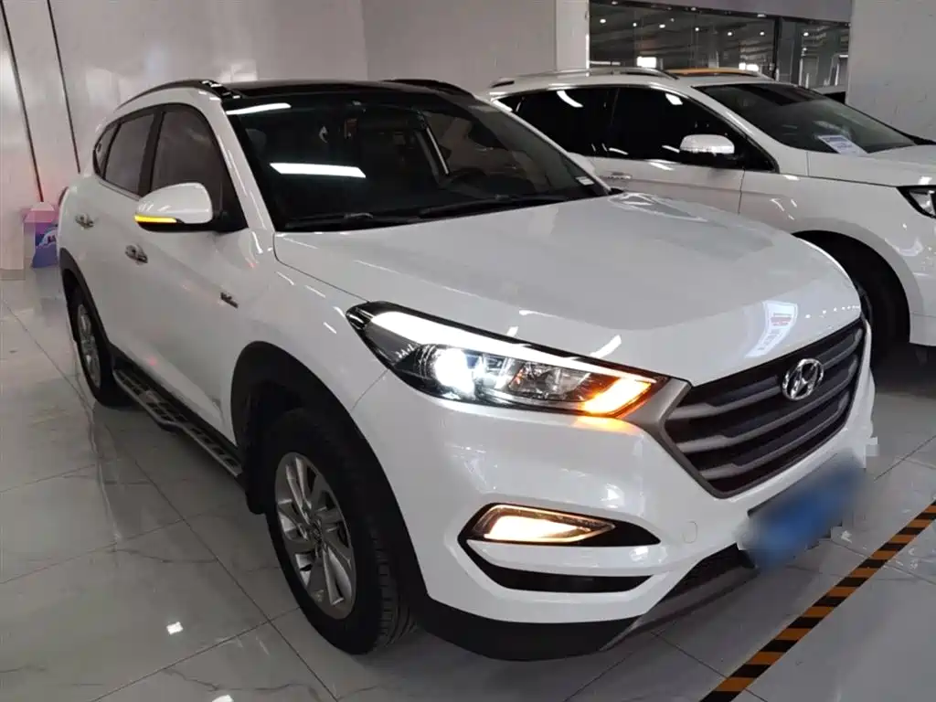 Hyundai Tucson 2015 1.6T Dual Clutch 2WD Smart фото 4