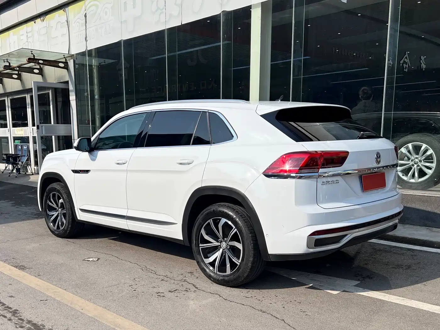 Volkswagen Teramont 2019 Teramont X 380TSI 4WD Luxury Edition фото 4