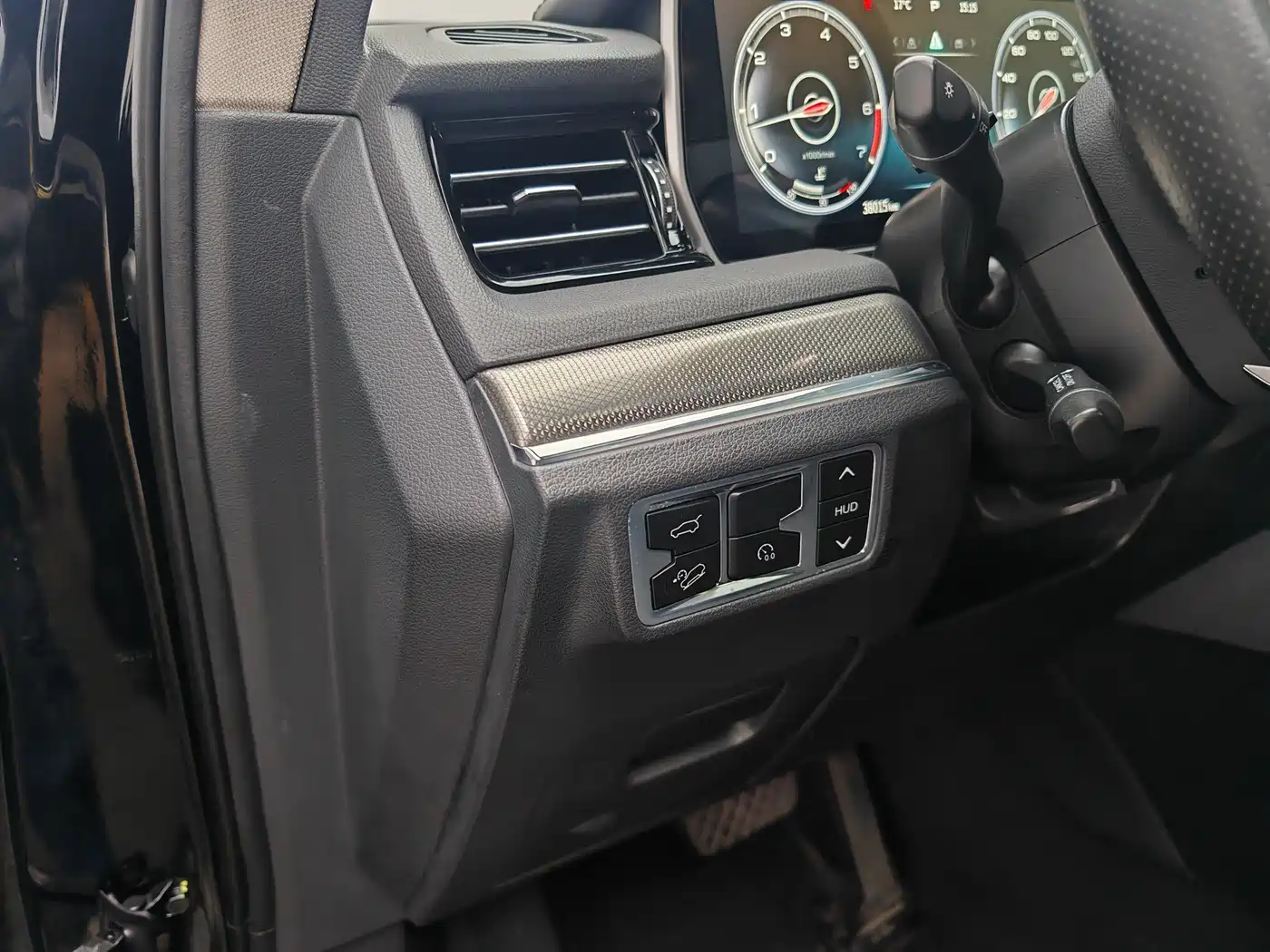 Hongqi HS5 2022 2.0T Smart Connect Premium Edition фото 25