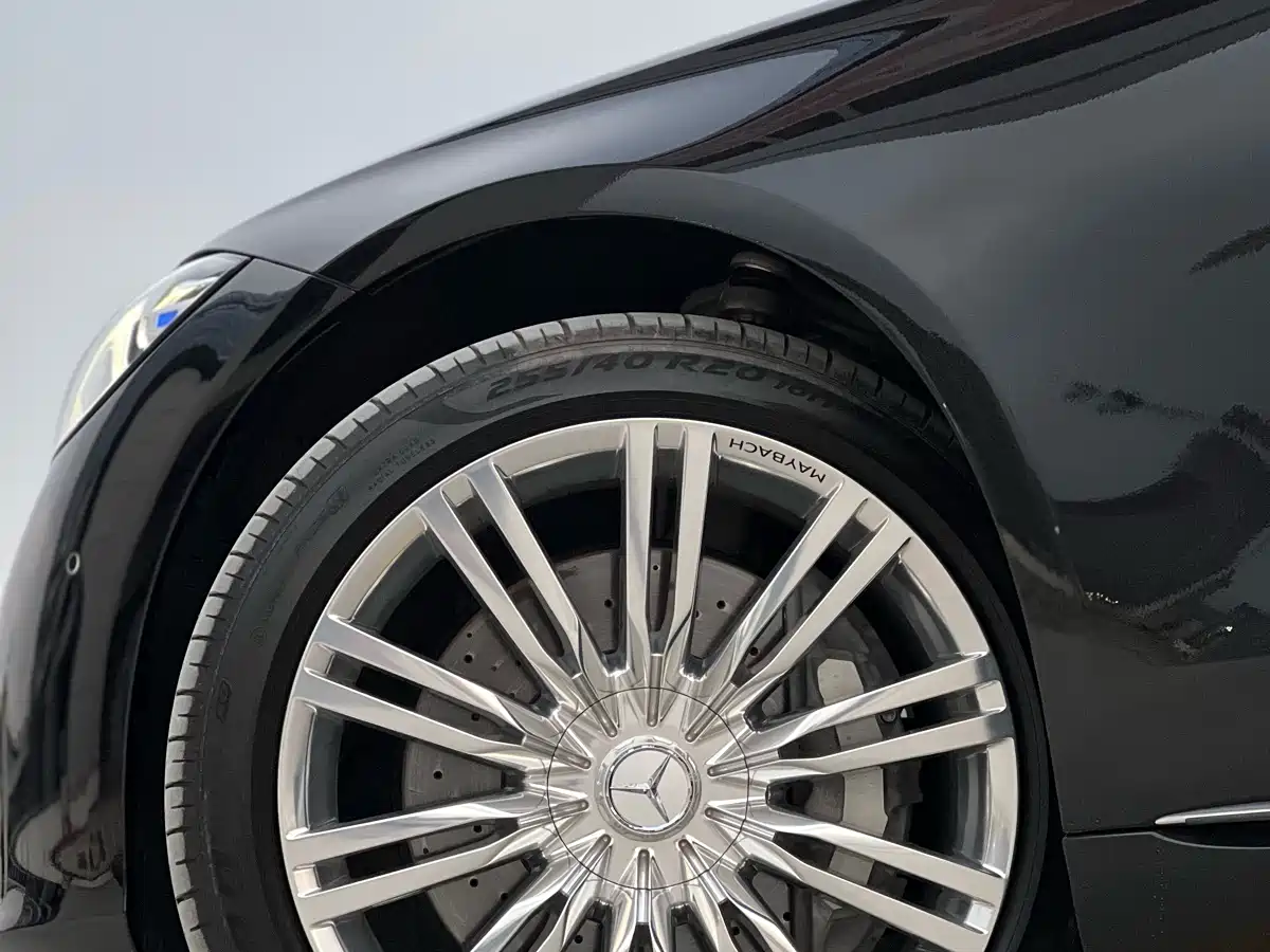 MERCEDES-BENZ MAYBACH S-CLASS