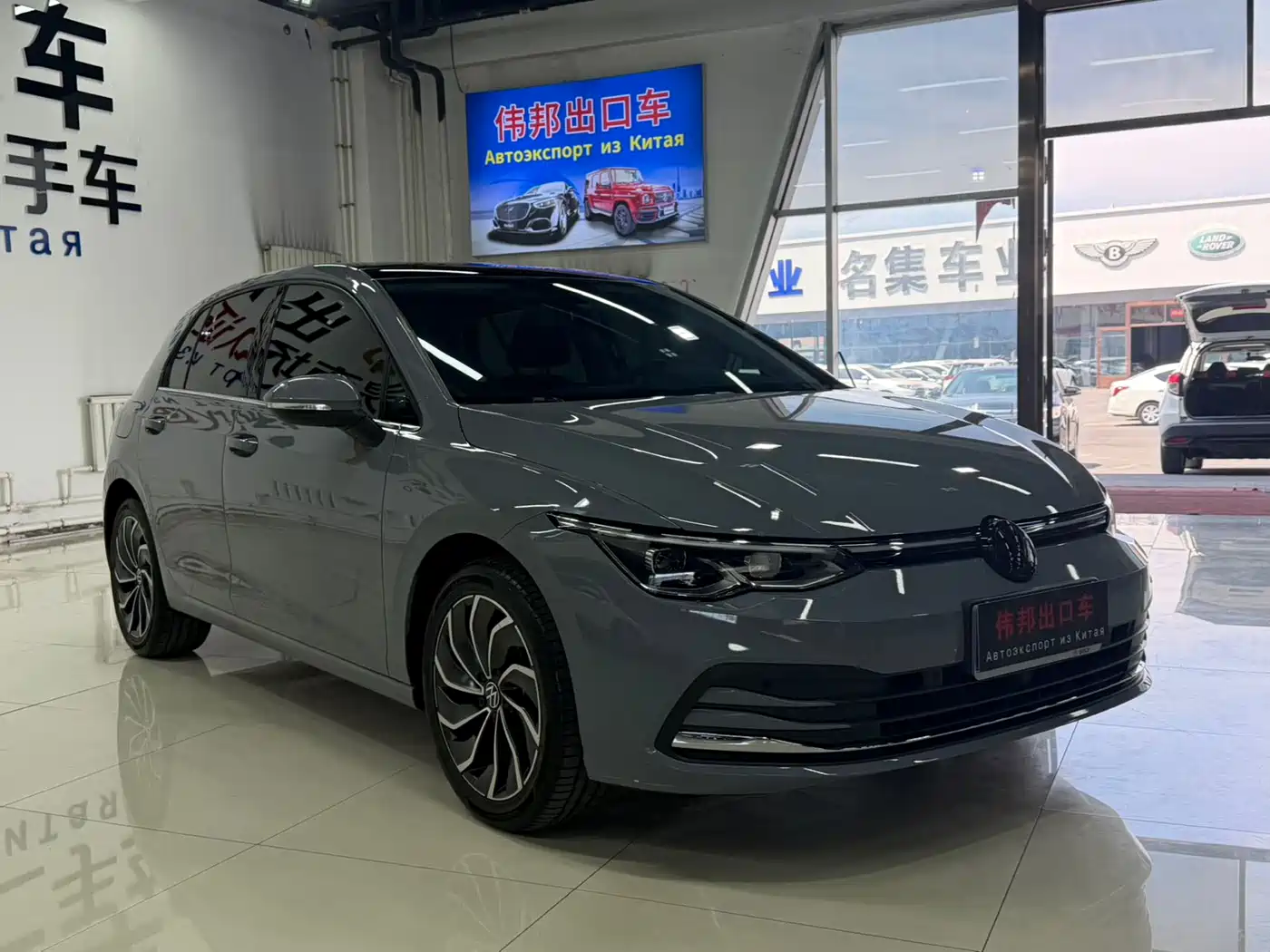 Volkswagen Golf 2021 280TSI DSG 30th Anniversary Edition фото 3
