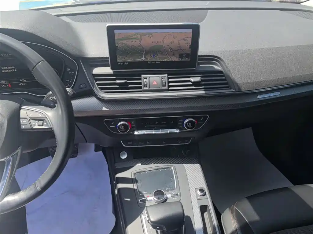 Audi Q5L 2018 45 TFSI Exclusive Fashion (China V) фото 13