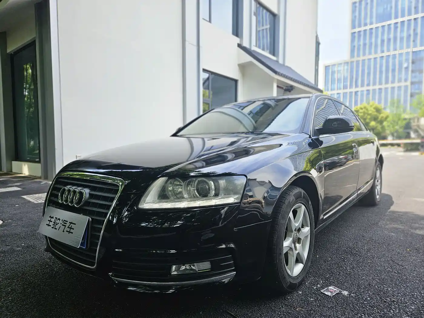 Audi A6L 2010 2.0 TFSI Automatic Standard фото 11