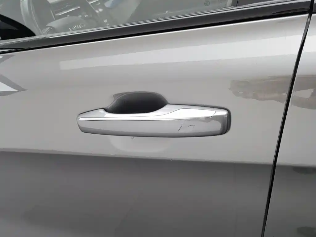 Lynk & Co 05 EM-P 2023 2021 1.5TD PHEV HALO