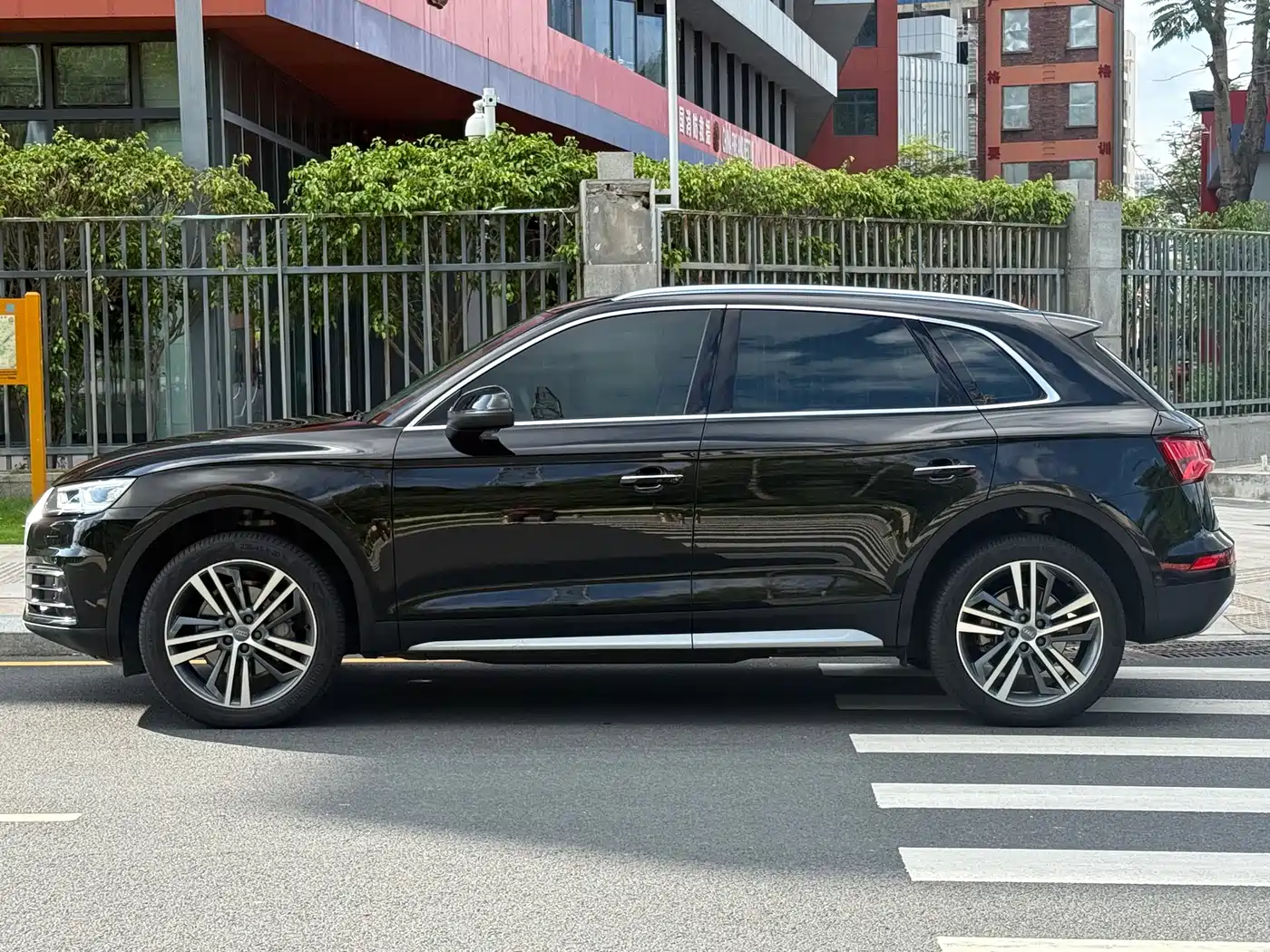 Audi Q5L 2020 45 TFSI Premium Elegance фото 11
