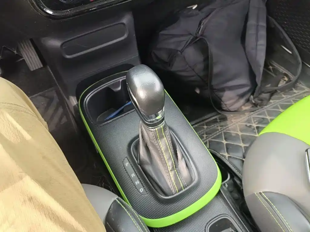 Roewe Clever 2020 2020 Urban Style Edition