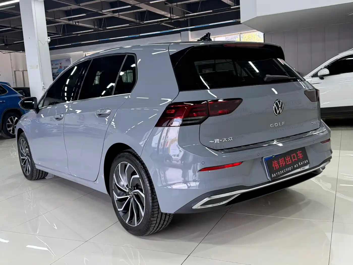 Volkswagen Golf 2021 280TSI DSG 30th Anniversary Edition фото 4