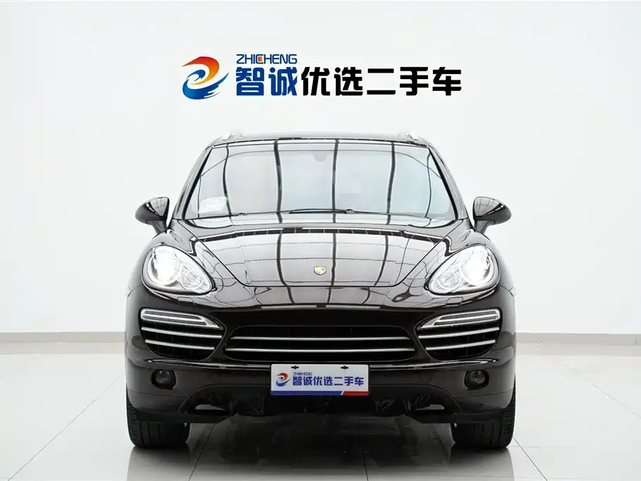 Porsche Cayenne 2014 Cayenne Platinum Edition 3.0T фото 2