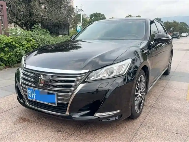 Toyota Crown 2018 2.0T Sport Edition фото 2