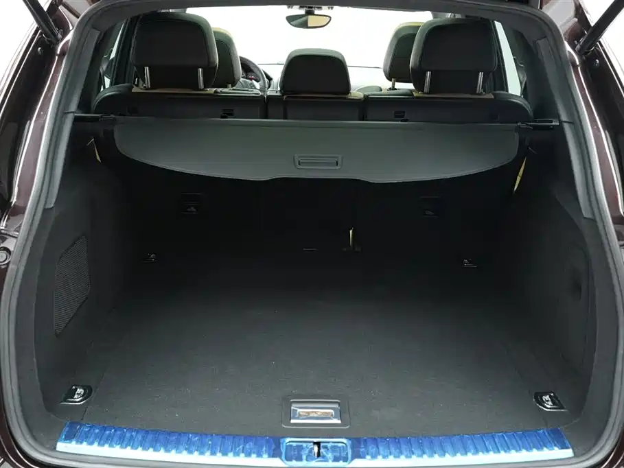 Porsche Cayenne 2014 Cayenne Platinum Edition 3.0T фото 27