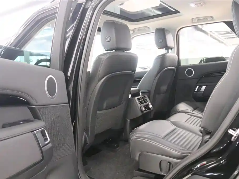Land Rover Discovery 2024 Model 360PS S фото 18