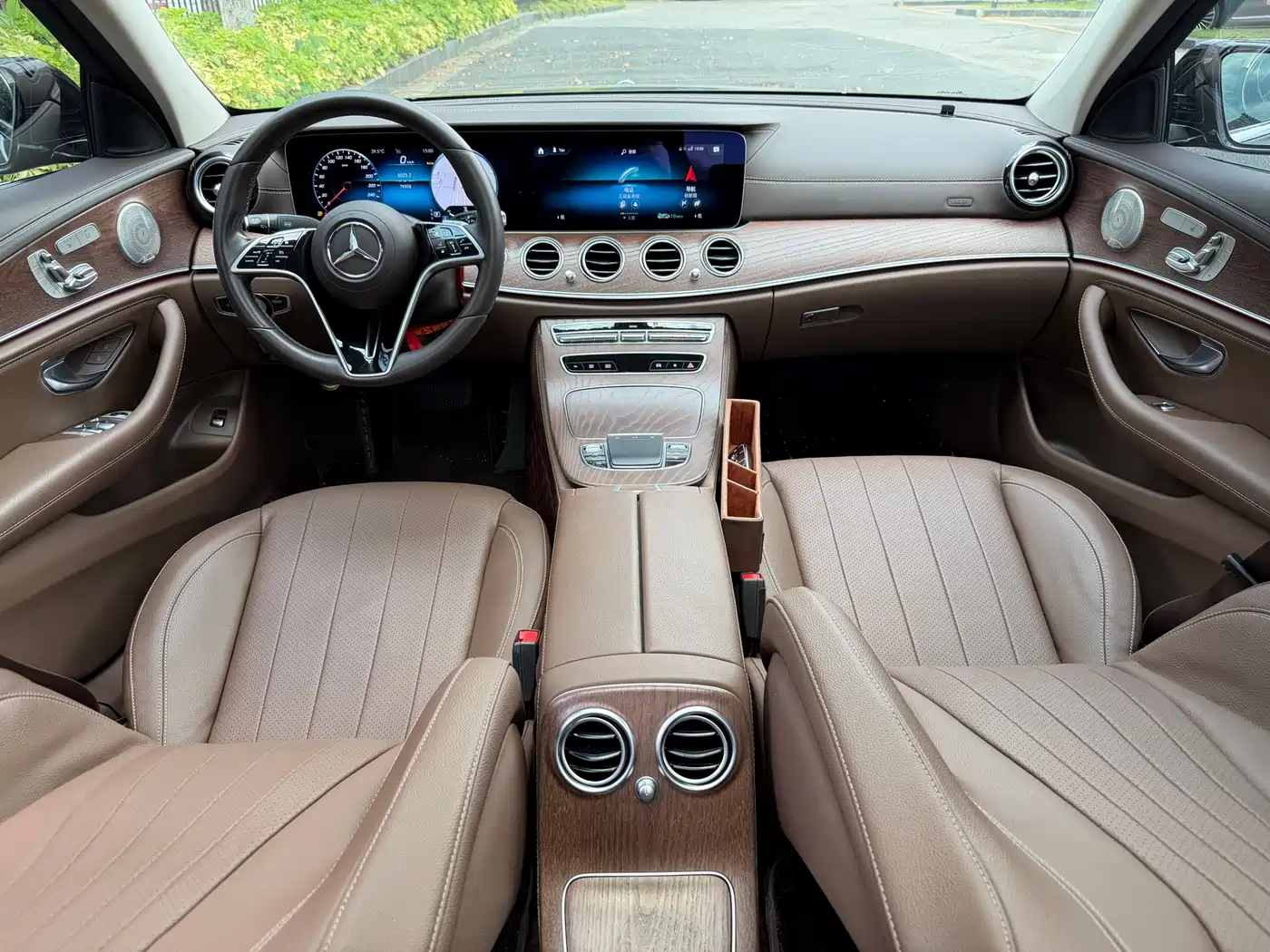 Mercedes-Benz E-Class 2023 E 300 L Luxury фото 5