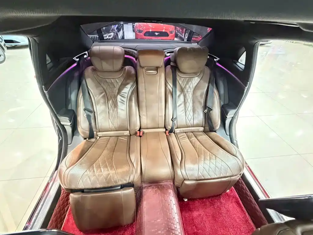 صورة 14 - Mercedes-Benz Maybach S-Class