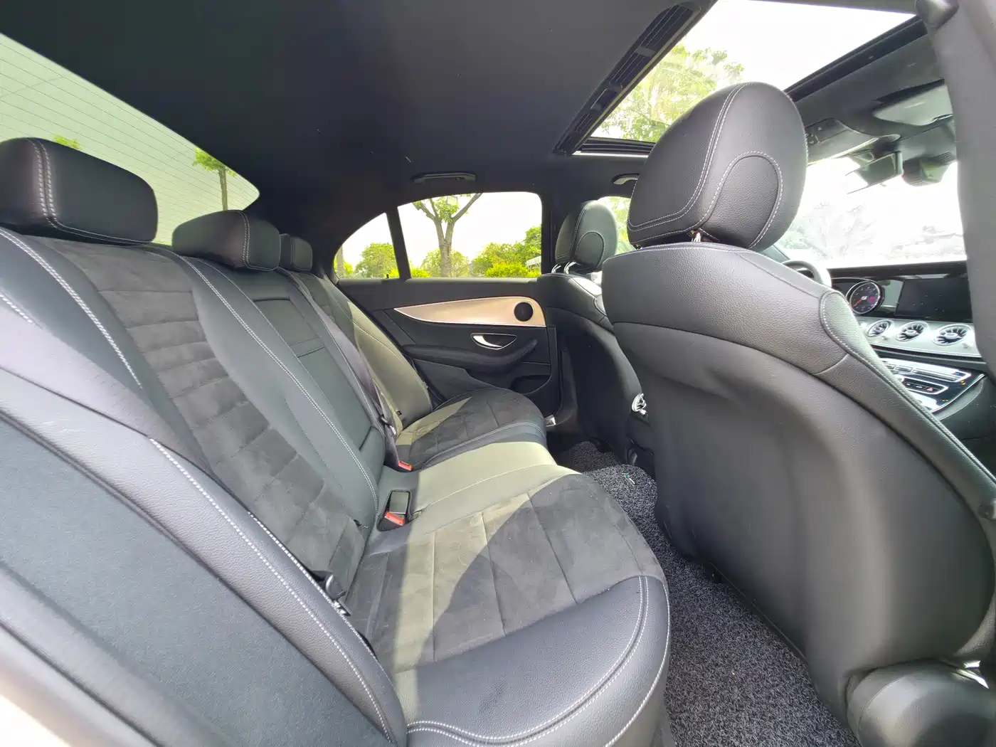 Mercedes-Benz E-Class 2017 E 200 Sport фото 6
