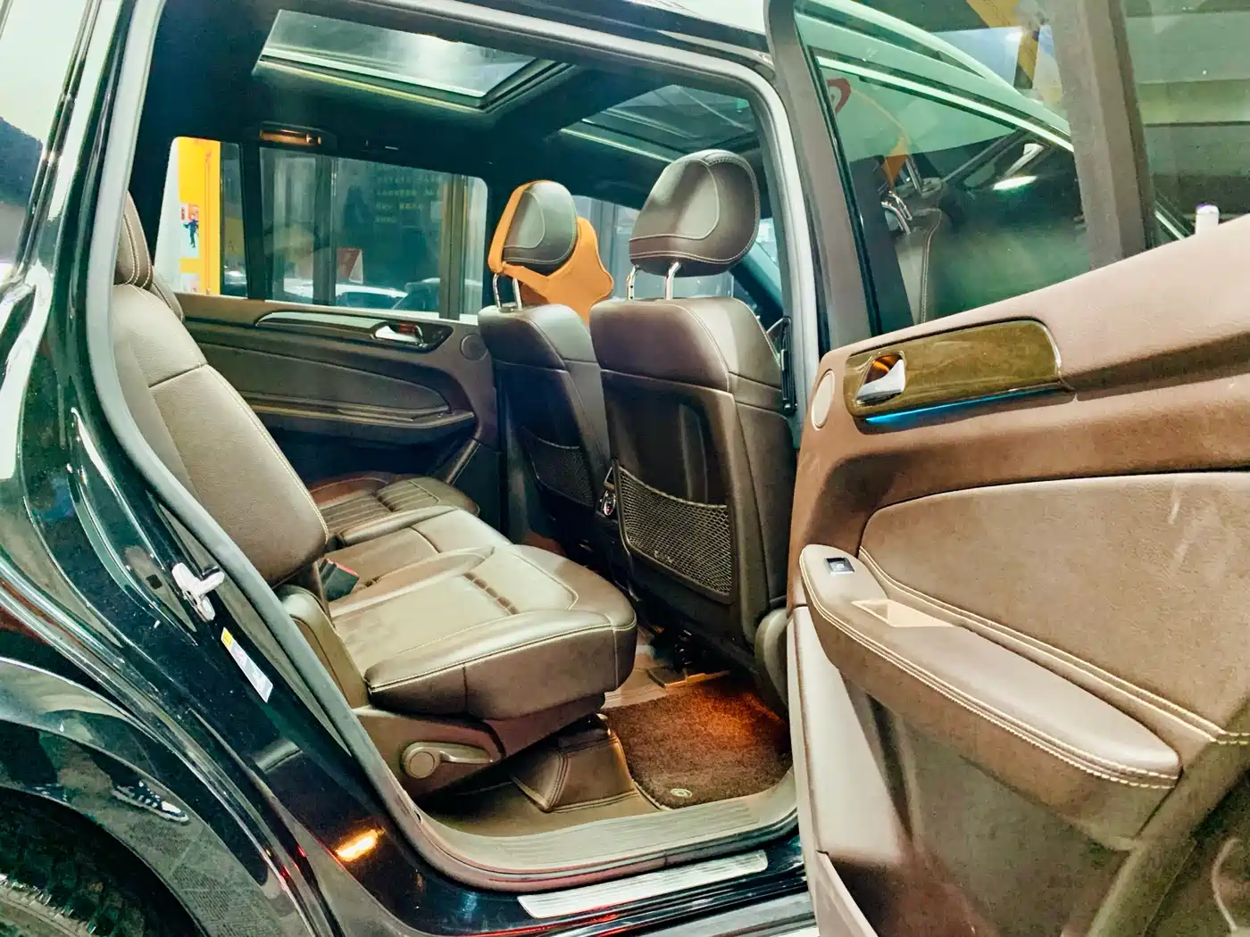 Mercedes-Benz GLS 2018 GLS 400 4MATIC Luxury фото 16