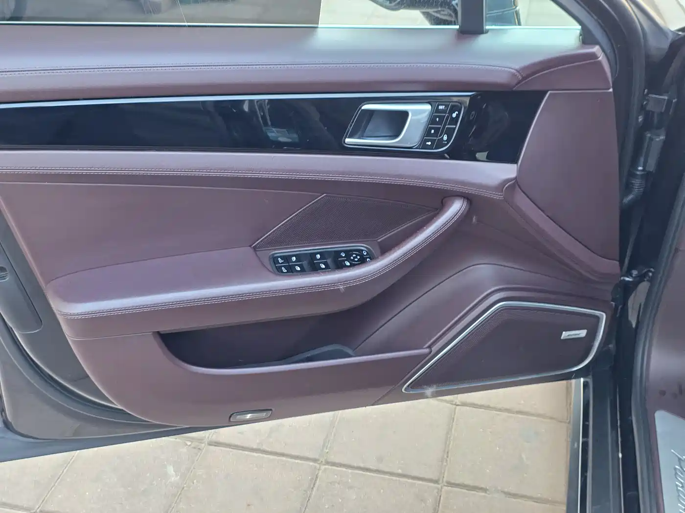 Porsche Panamera 2017 Panamera 4 Executive Long Wheelbase 3.0T фото 9