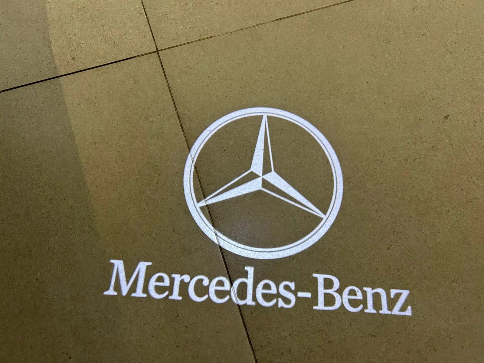 Фото 14 - Mercedes-Benz C-Class