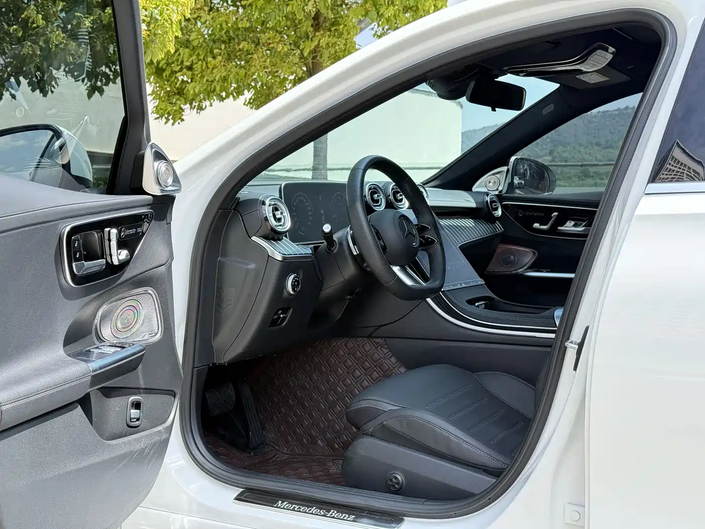 Mercedes-Benz C-Class 2023 Facelift C 260 L Sport Edition фото 7