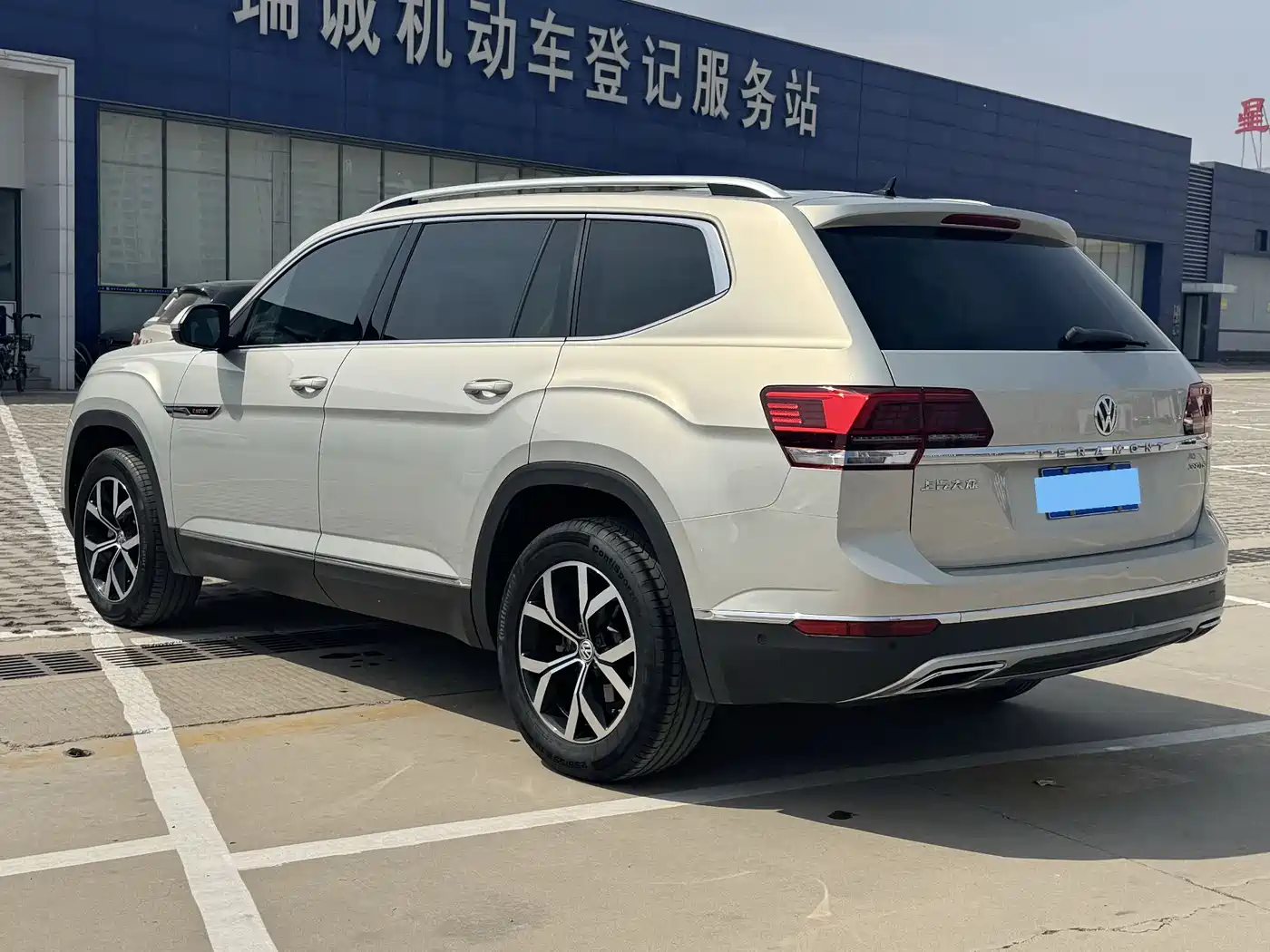 Volkswagen Teramont 2020 380TSI 4WD Luxury Edition China VI фото 6