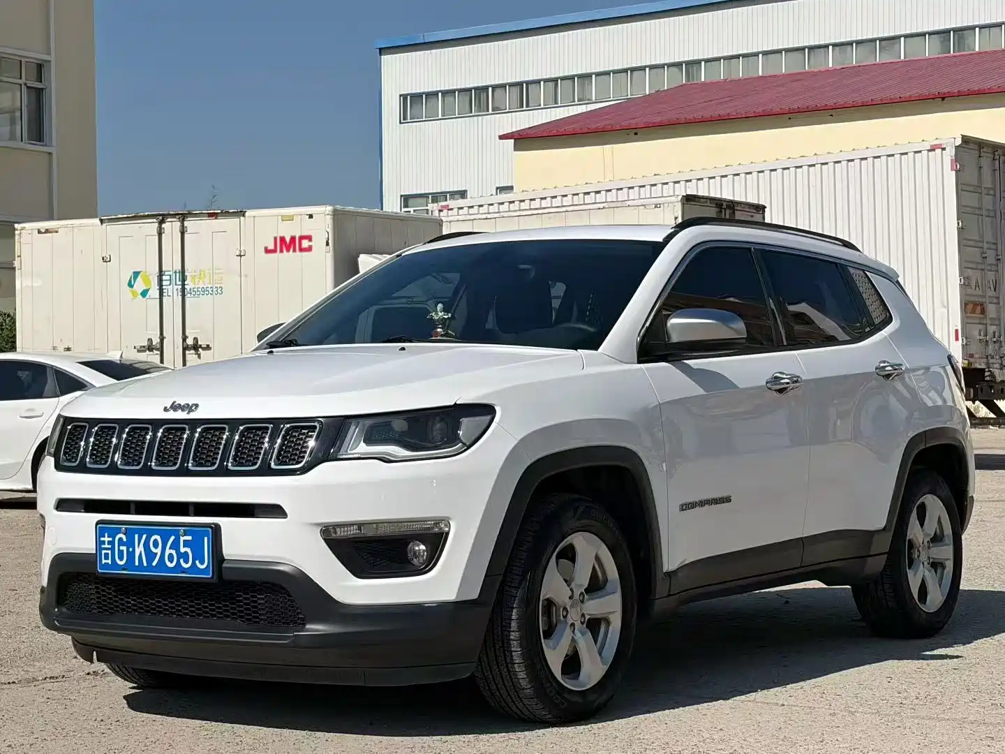 Фото 1 - Jeep Compass