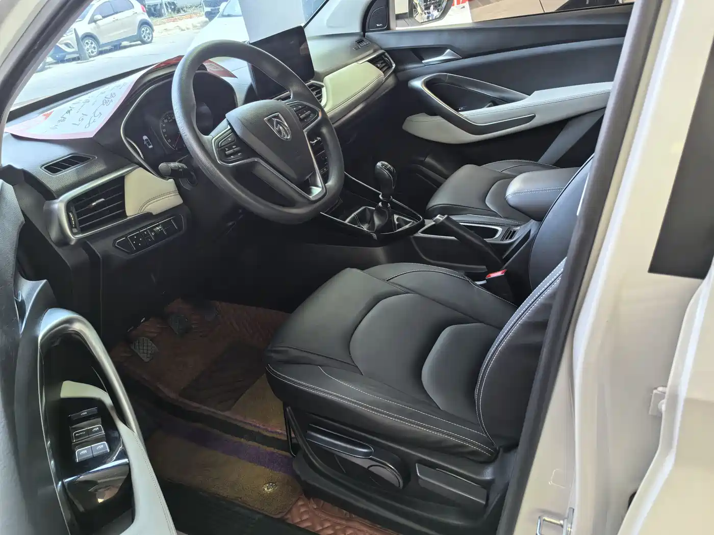 Baojun 530 2019 2019 1.5T Manual Luxury 7-Seater China VI