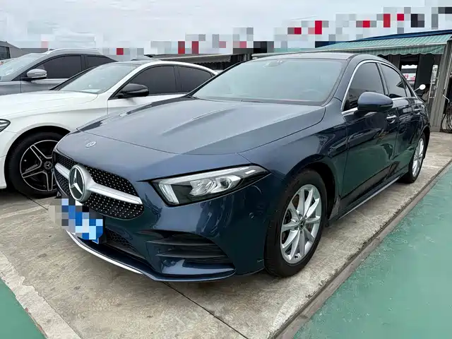MERCEDES-BENZ A CLASS