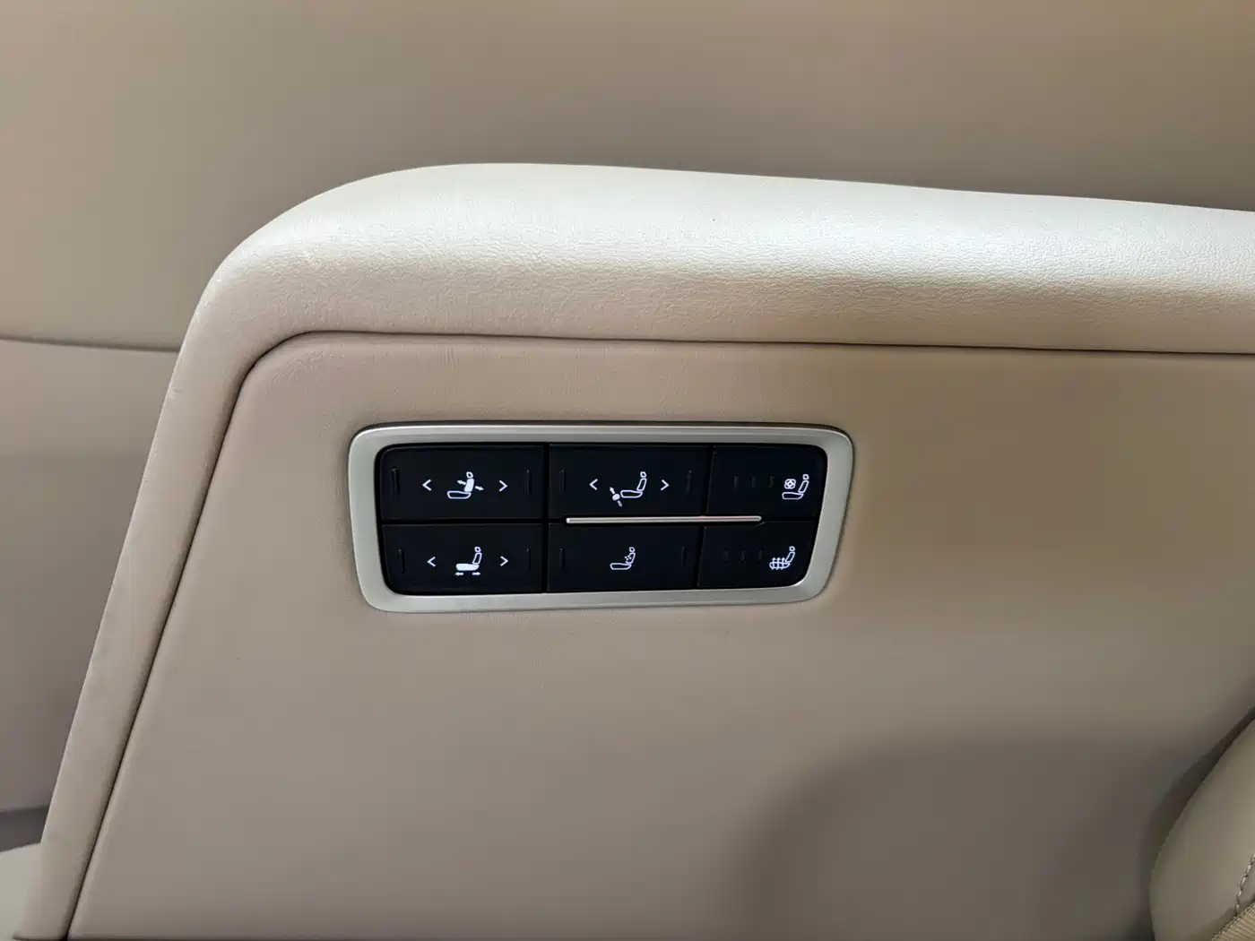 Buick GL8 2023 ES Landmaster Exclusive фото 26