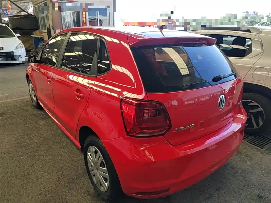 Volkswagen Polo 2016 1.4L Manual Trend фото 5