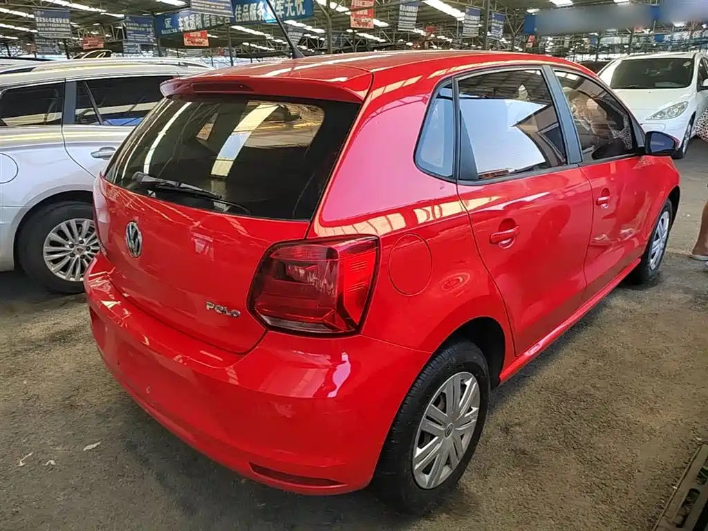 Volkswagen Polo 2016 1.4L Manual Trend фото 7