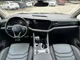 Фото 6 - Volkswagen Touareg