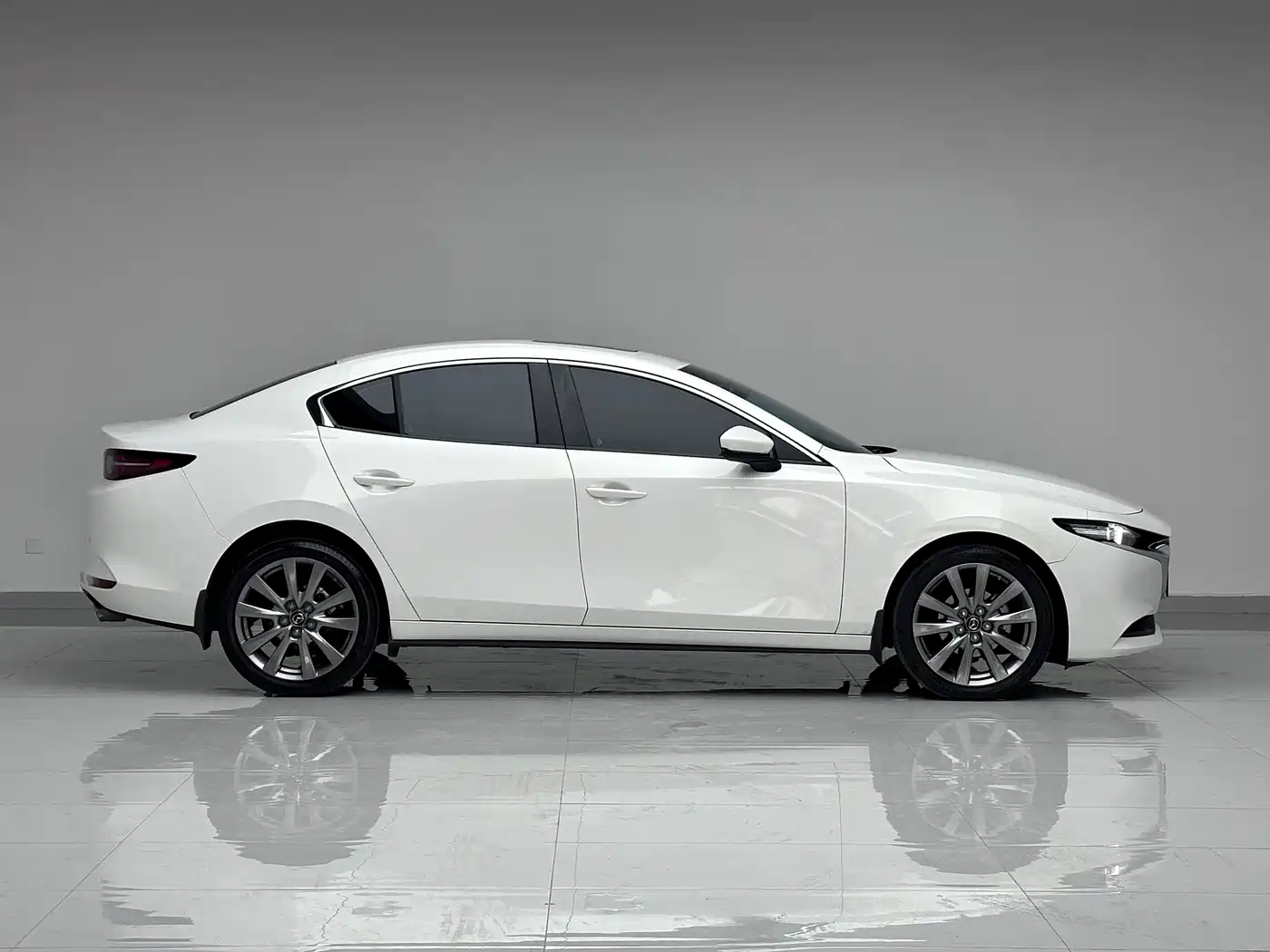 MAZDA 3 ANGKESAILA