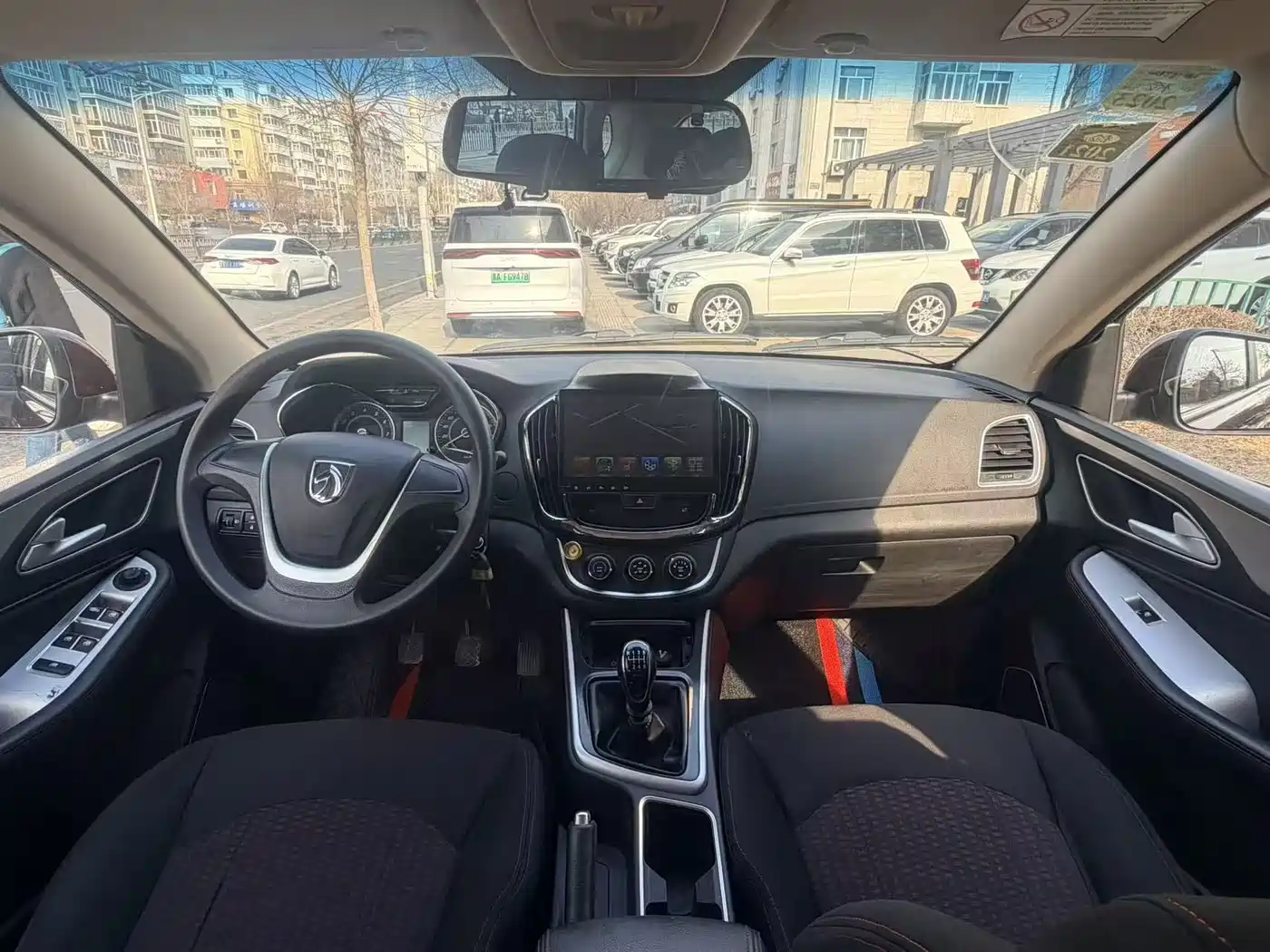 Baojun 560 2017 2016 1.5T Manual Comfort