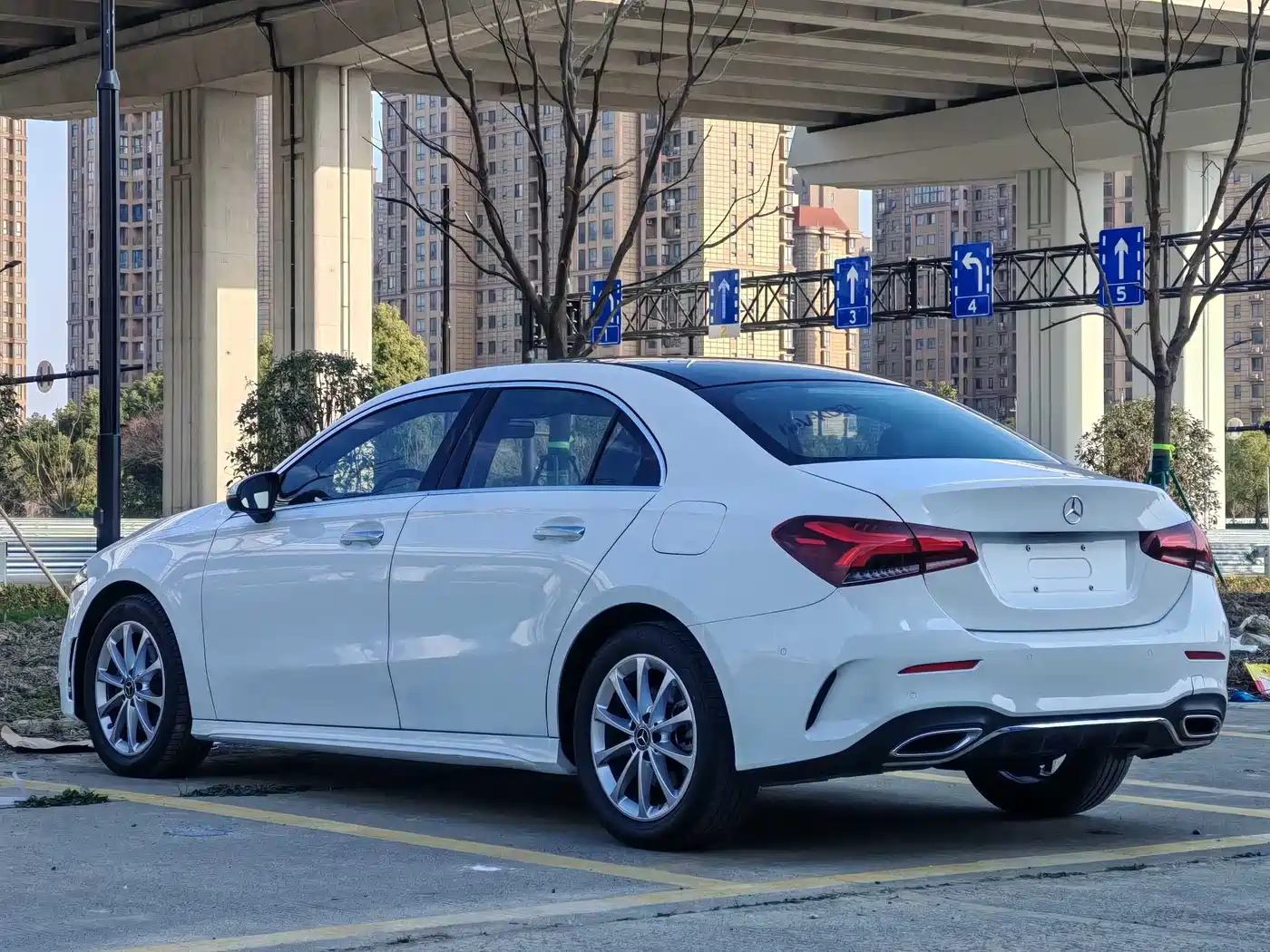 Mercedes-Benz A-Class 2021 A 200 L Sport Sedan Dynamic Type фото 12