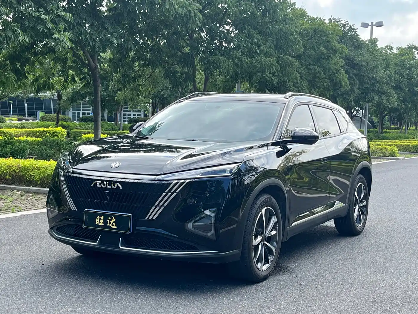 Dongfeng Aeolus Haohan 2025 2024 Glory Edition DH-i 1.5T Luxury