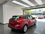 Фото 9 - Ford Focus