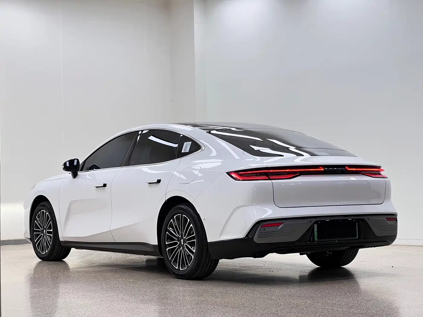 GEELY GALAXY GALAXY SPARKLE 8