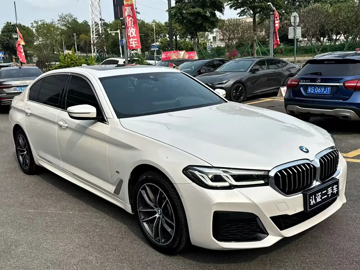 BMW 5 SERIES