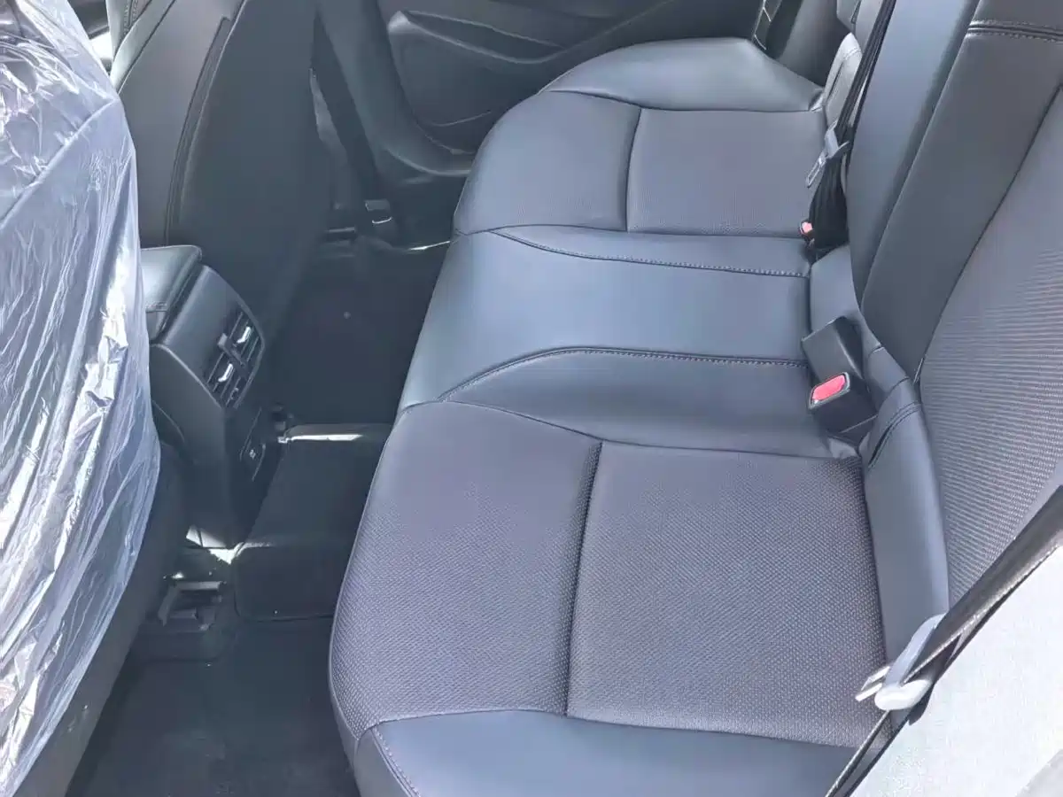 Toyota Levin 2023 185T CVT Sport фото 9
