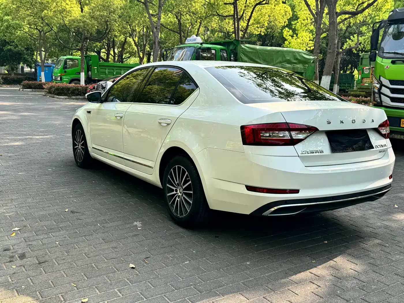 Škoda Octavia 2019 TSI230 DSG Smart Luxury Edition China V фото 15