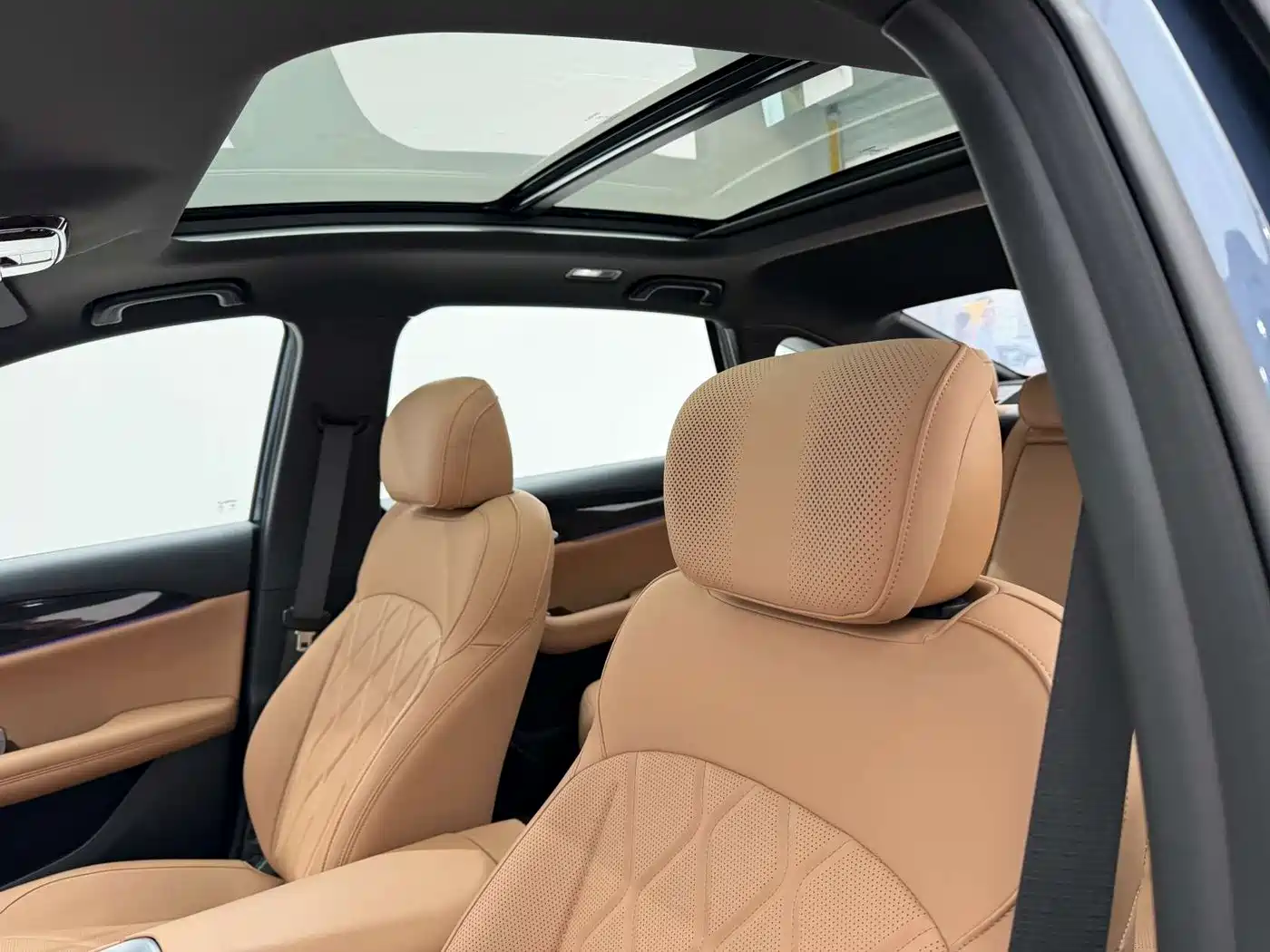 Geely Galaxy Galaxy A7 2025 EM-i фото 15