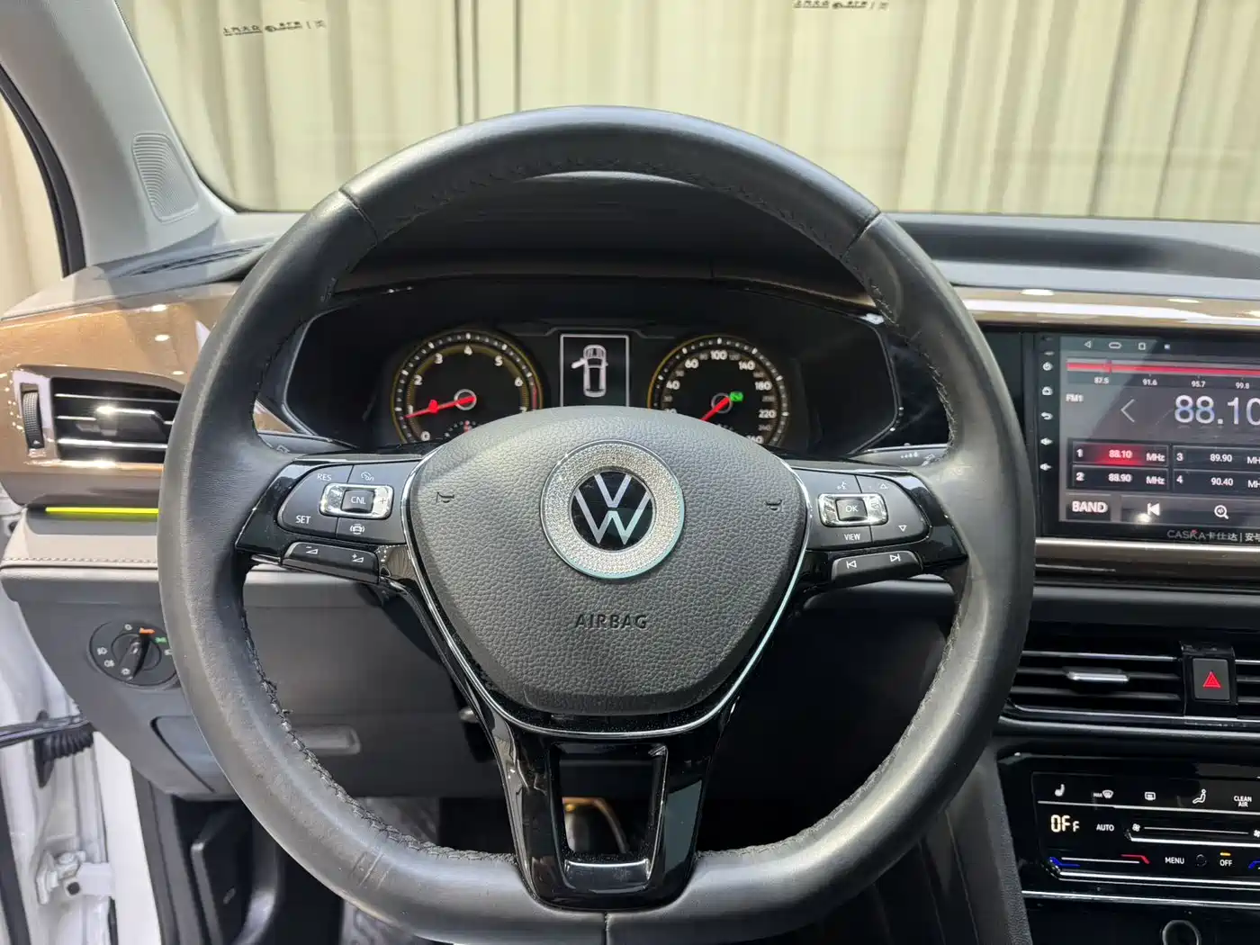 Volkswagen Tharu 2021 Model 280TSI 2WD Luxury Edition фото 9