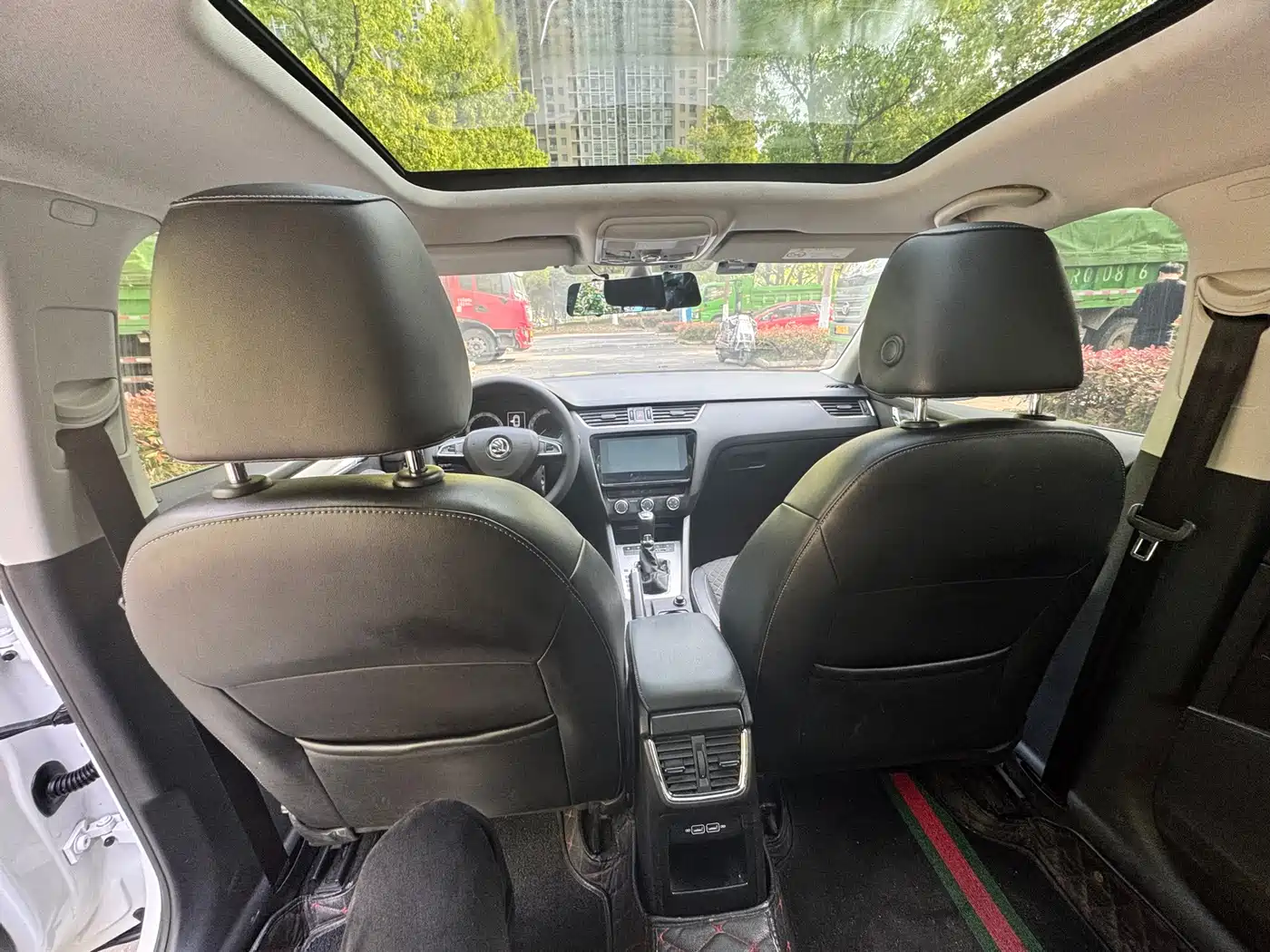 Škoda Octavia 2019 TSI230 DSG Smart Luxury Edition China V фото 7