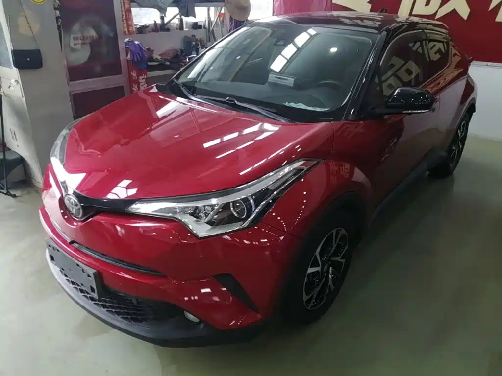 Toyota C-HR 2020 2020 Model 2.0L Leading