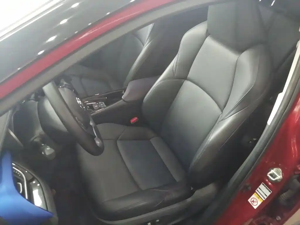 Toyota C-HR 2020 2020 Model 2.0L Leading
