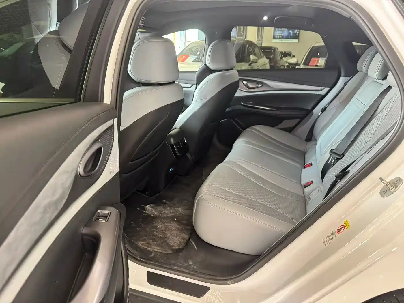 BYD Seal 2024 2023 DM-i 1.5L 121km Luxury