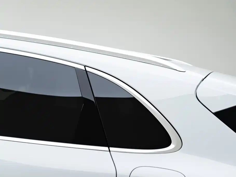 صورة 6 - Porsche Cayenne New Energy