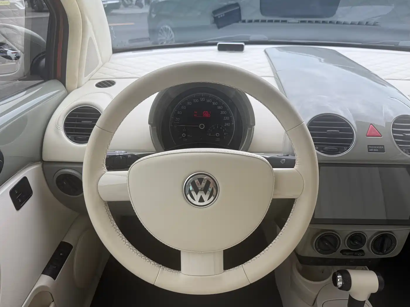 Volkswagen Beetle 2010 2010 1.8T BlackOrange Luxury Edition